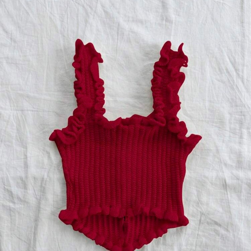 SHEIN Red Ribbed Ruffled Tank Top - Picture 3 of 5